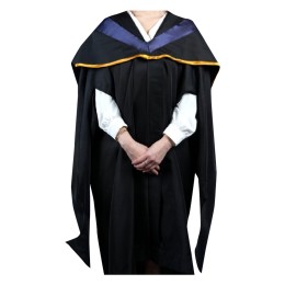 Designed black men's and women's graduation robes, custom-made purple silk with gold hood, taught master's degree, doctor of laws, sleeves slit design, zipper graduation robe, graduation robe manufacturer, showing graduation achievements, City University  Designed black men's and women's graduation robes, custom-made purple silk with gold hood, taught master's degree, doctor of laws, sleeves slit design, zipper graduation robe, graduation robe manufacturer, showing graduation achievements, City University
